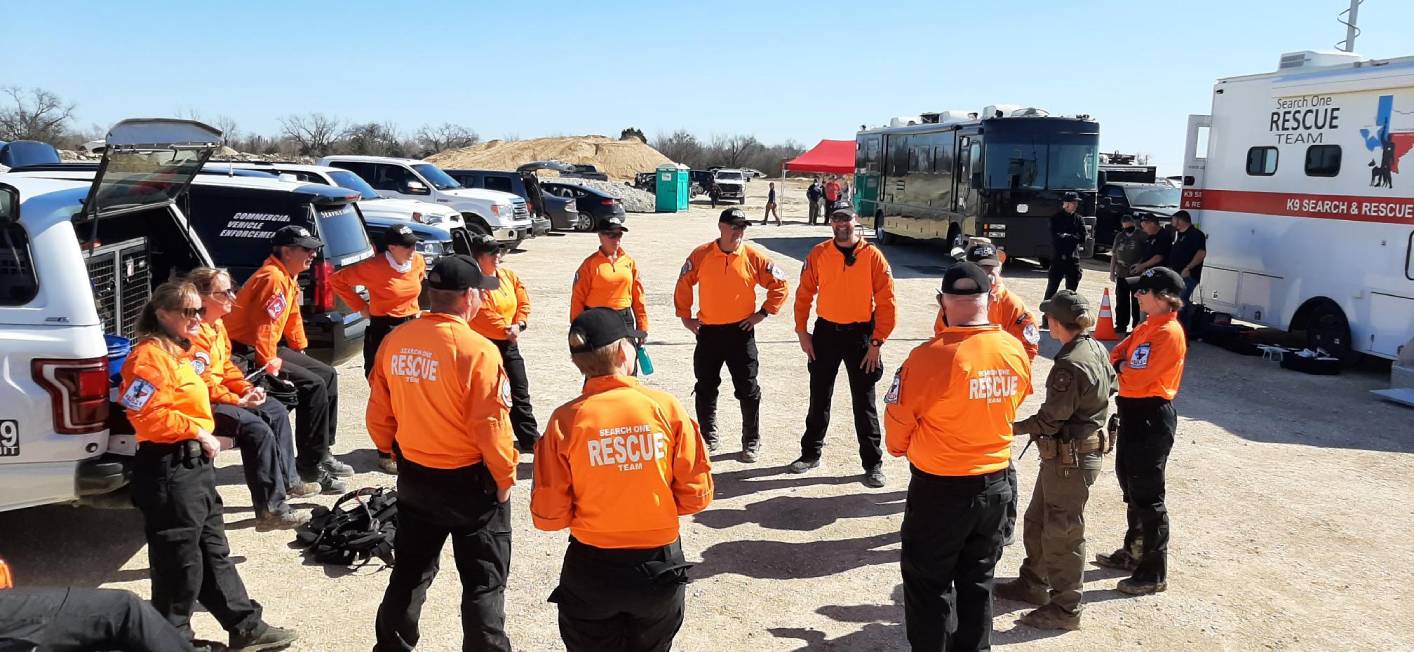 search one rescue team with dallas fbi